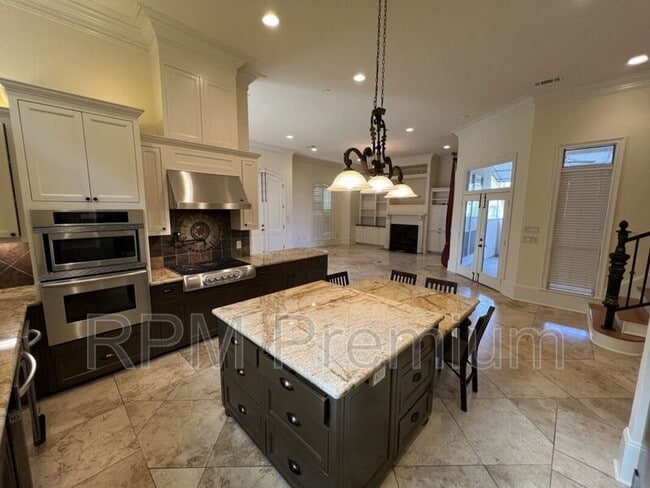 Building Photo - 17703 Shady Creek Ave