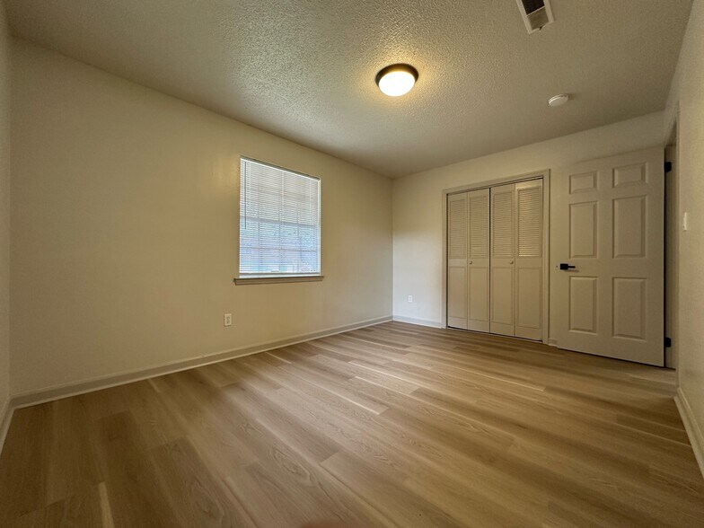Building Photo - 8726 Millard Lee Ln
