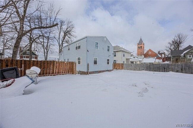 Building Photo - 1629 10th St