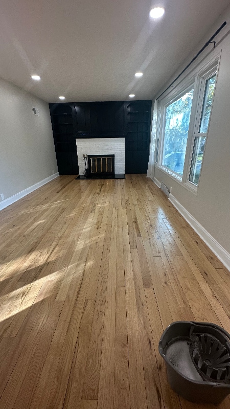 Building Photo - 603 Oakmont Dr