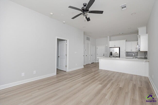 Building Photo - 1009 Northside Dr