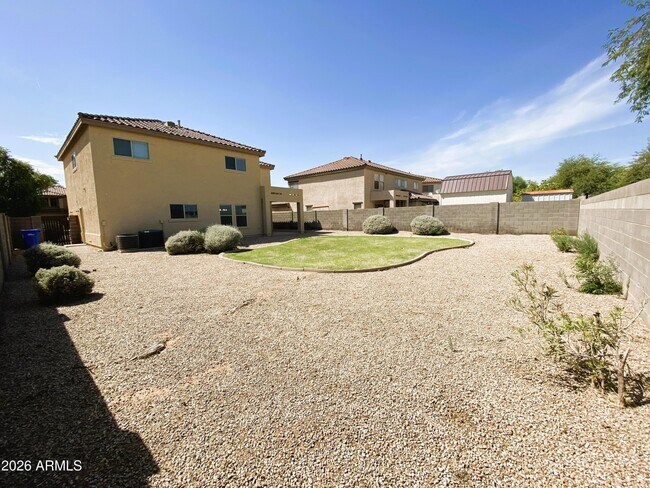 Building Photo - 3629 S Adelle Cir