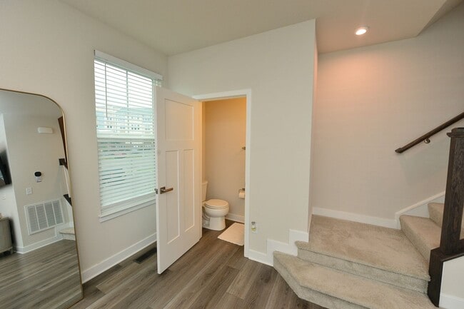 Building Photo - Harbour View Townes!