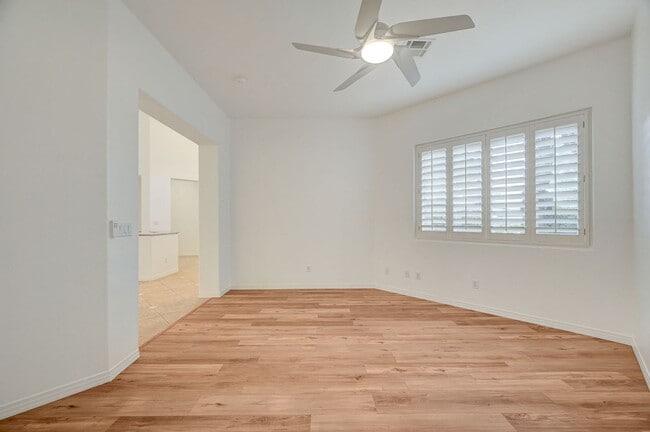 Building Photo - Canyon Ridge