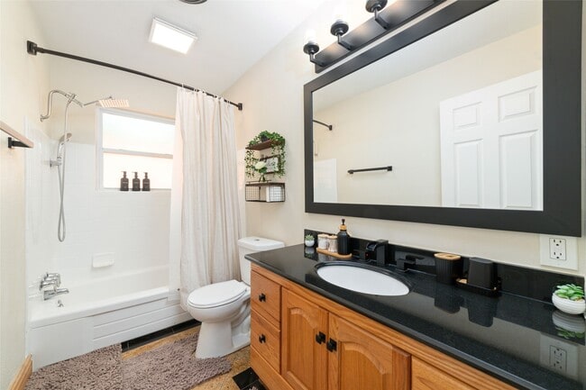 Building Photo - 5727 Capello Dr