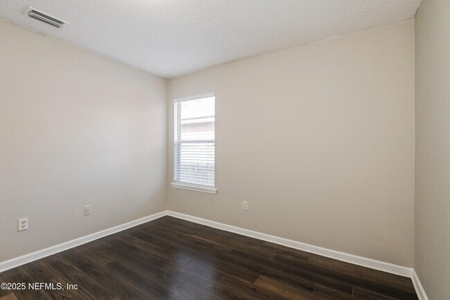 Building Photo - 1234 Waterfall Dr