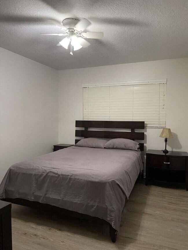 Building Photo - 22765 SW 66th Ave