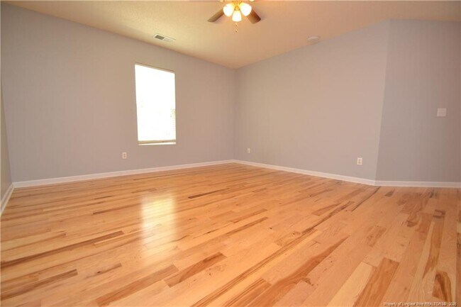 Building Photo - 2804 Thoreau Dr