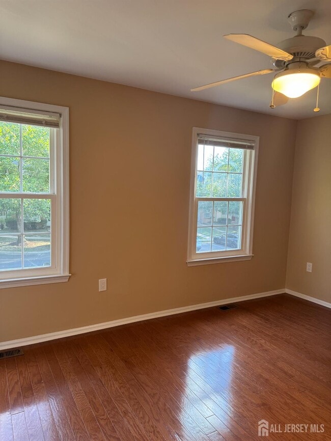 Building Photo - 286 Palombi Ct
