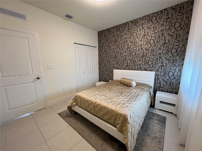 Building Photo - 8001 NW 41st St