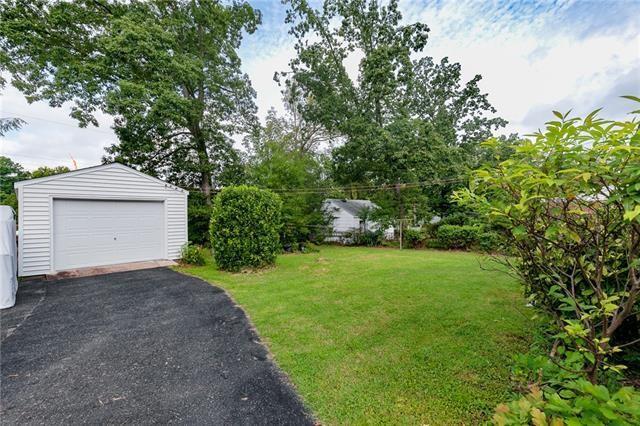 Building Photo - 1658 Westhill Rd