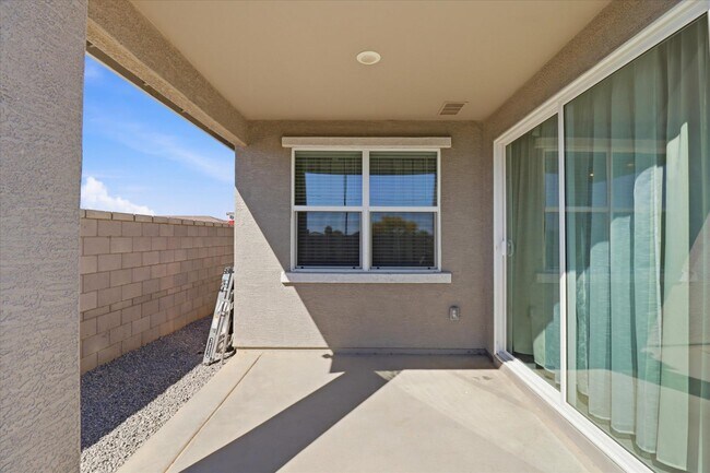 Building Photo - 19295 N Avelino Dr