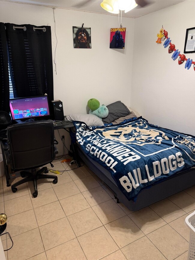 Building Photo - 204 Northpoint Dr