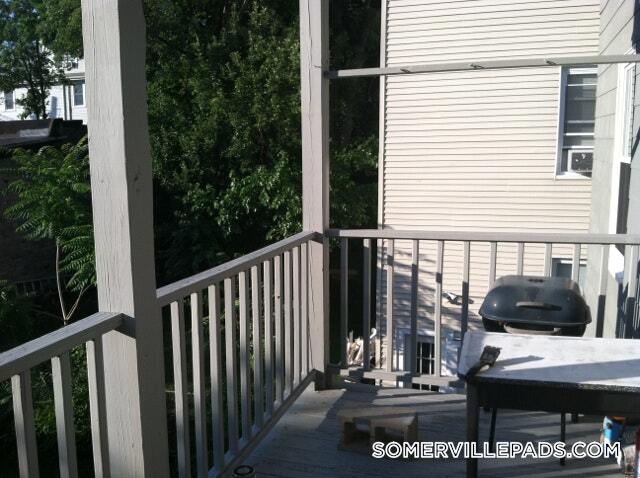 Building Photo - 81 Newbury St