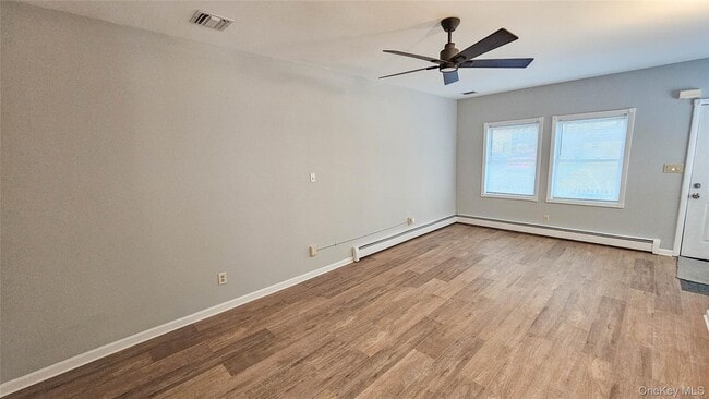 Building Photo - 11 Middle St