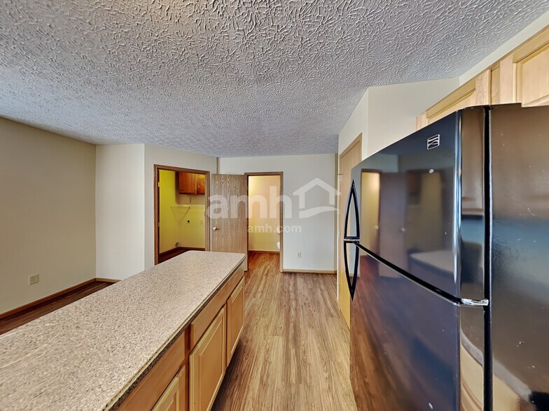 Building Photo - 1212 Preeman St