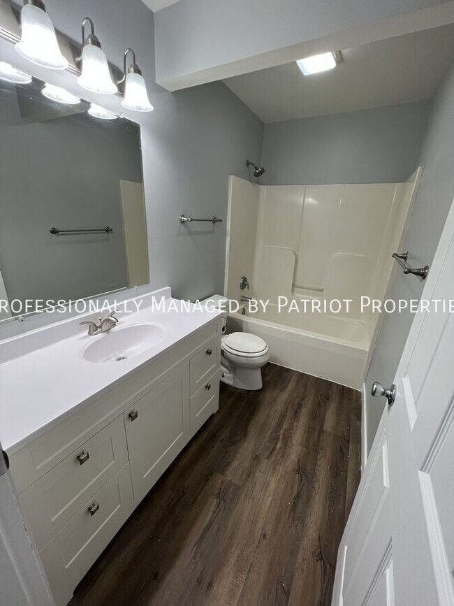 Building Photo - 319 Tall Grass Trail