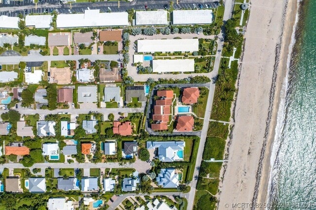 Building Photo - 13 Sailfish Ln