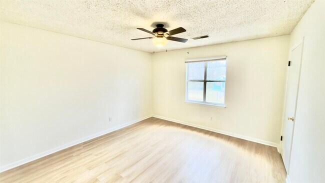 Building Photo - 3799 Carnes Ave