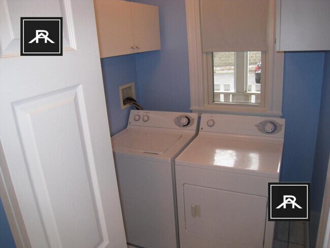 Building Photo - 3 bedroom in Brighton MA 02135