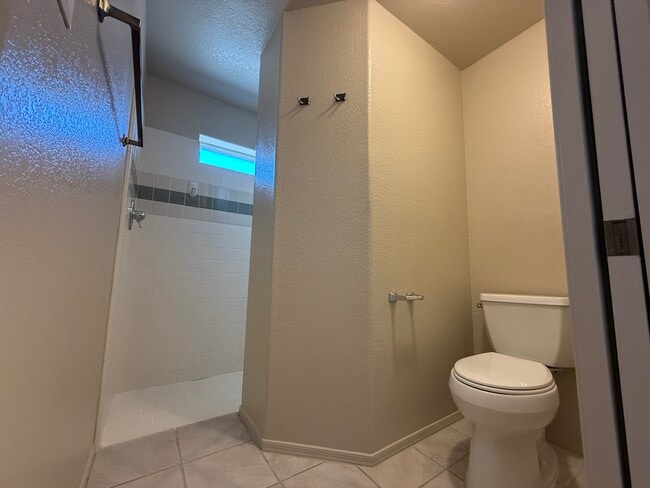 Building Photo - 7525 E 26th St