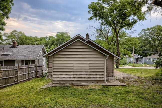 Building Photo - 3914 Jackson Ave
