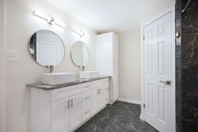 Building Photo - Updated 3 Bed / 2 Bath One-Story Home in San Antonio – Glen Wood Subdivision