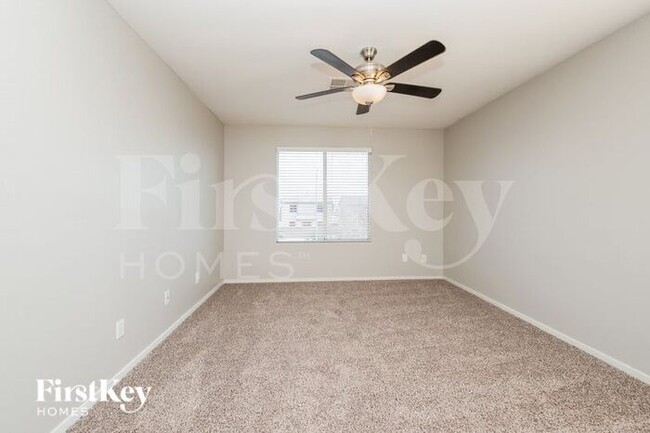 Building Photo - 1708 Mizzenmast Ave