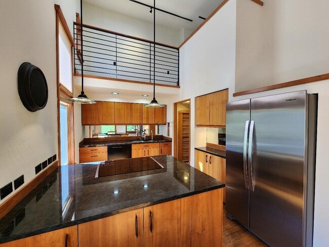 Building Photo - 3600 Cerrillos Rd