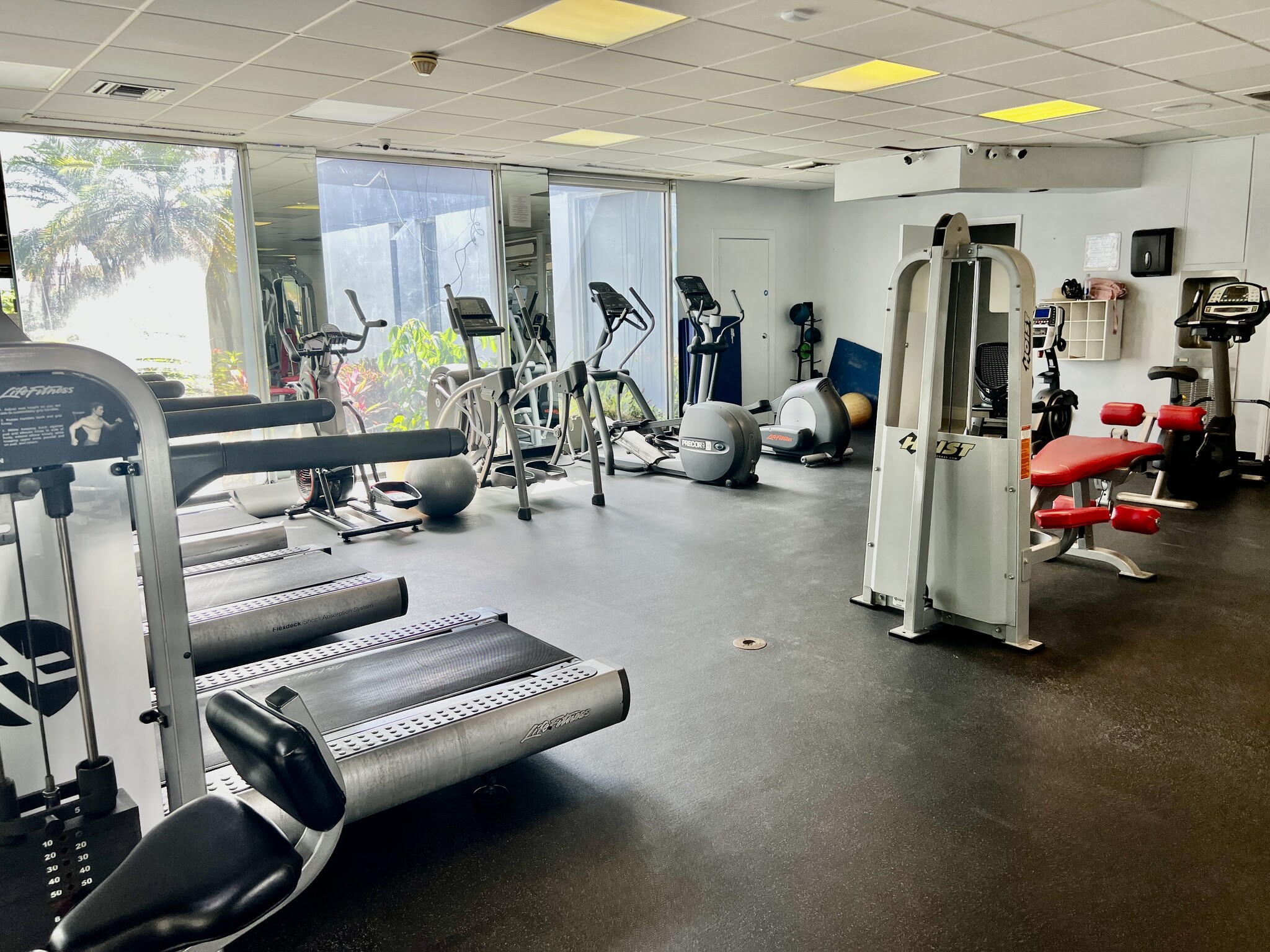Gym - 9371 Fontainebleau Blvd
