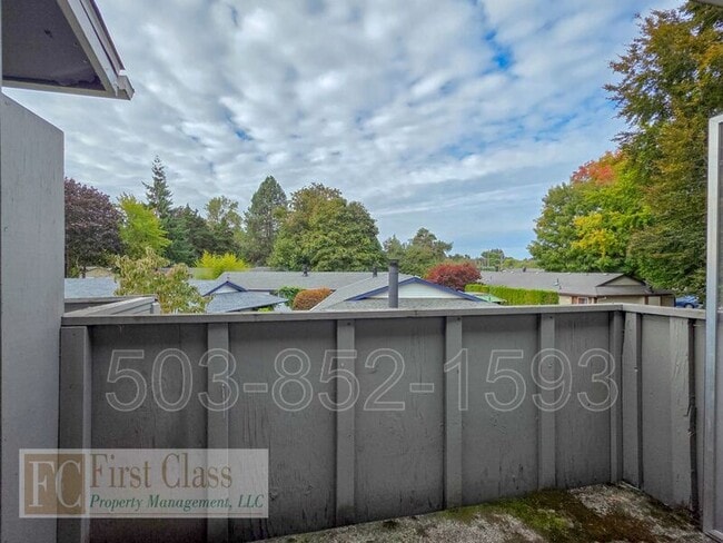 Building Photo - 1328 NE 186th Ave