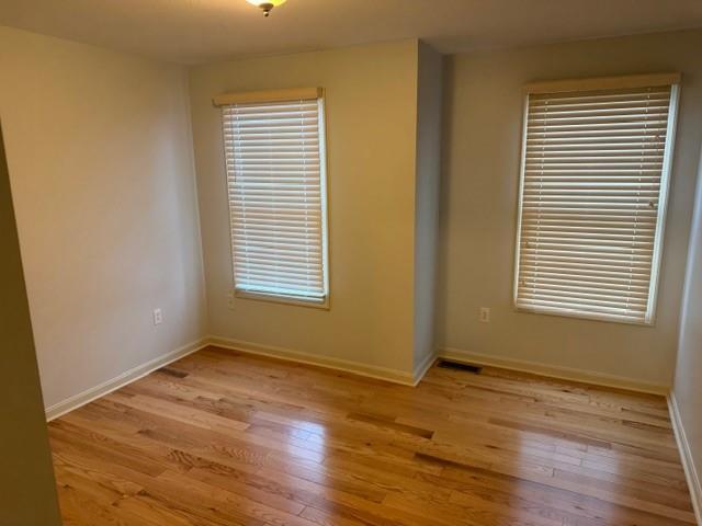 Building Photo - 941 Montclair Dr