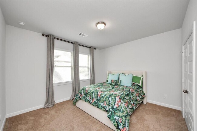 Building Photo - 4834 Avalon Plantation Dr
