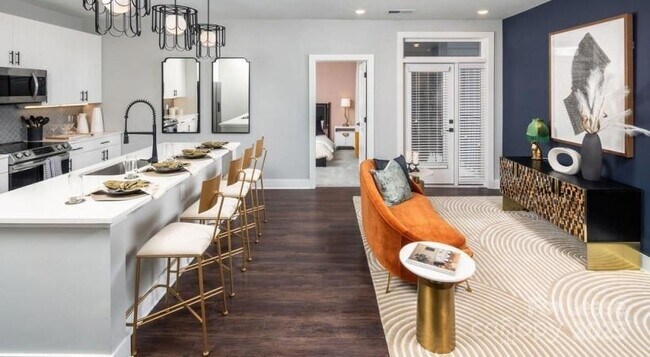 Building Photo - 2408 South Blvd