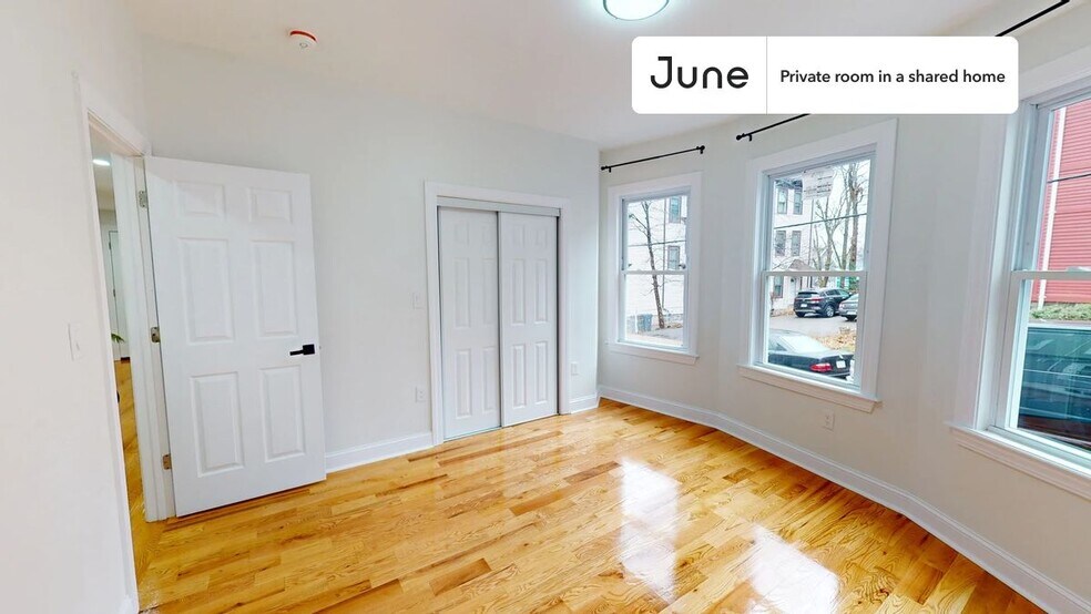 Building Photo - Room in Shared 4 bed/2 bath home