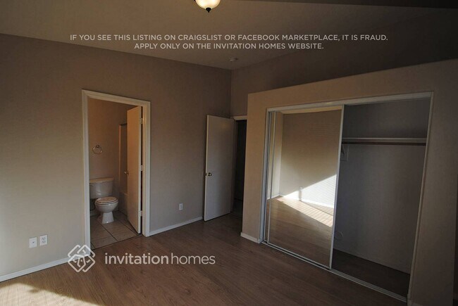 Building Photo - 5703 N 67th Dr