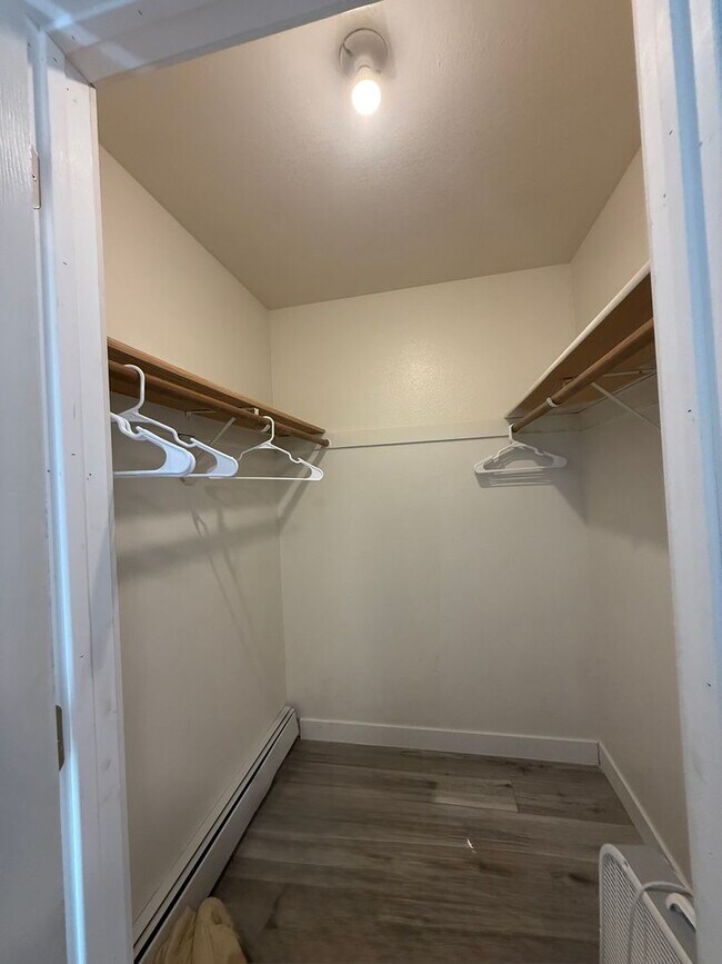 Building Photo - 2803 Wilson St