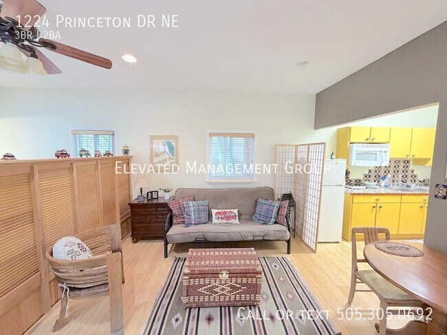 Building Photo - 1224 Princeton Dr NE