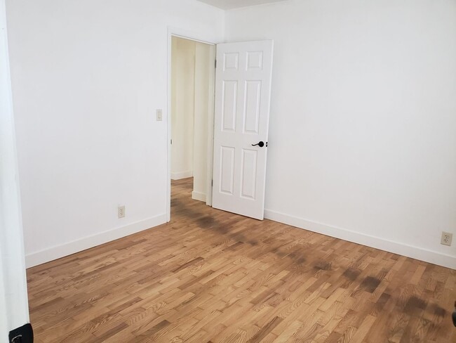 Building Photo - 3 bed 1.5 bath single family home in Wausau