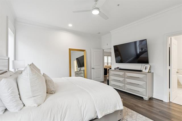 Building Photo - 6605 Bandera Ave