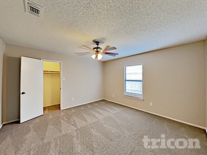 Building Photo - 2309 Rolling Creek Run