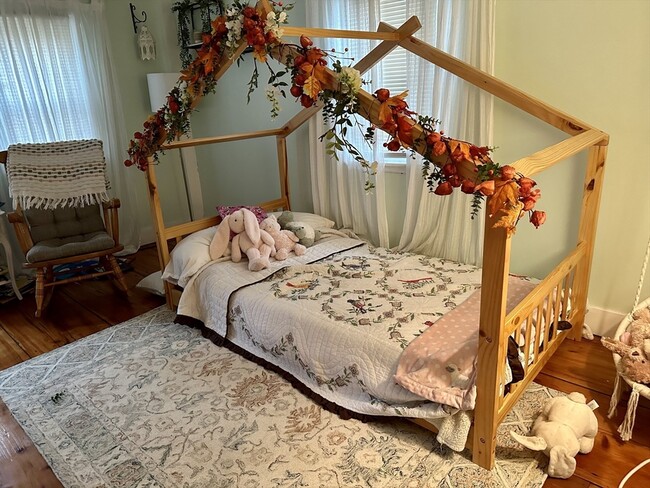 Building Photo - 2208 Washington St