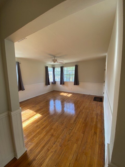 Living Room - 1331 Landon Ave