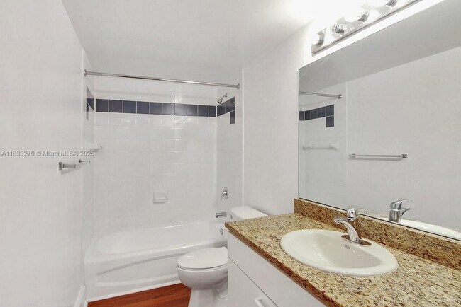 Building Photo - 1756 N Bayshore Dr