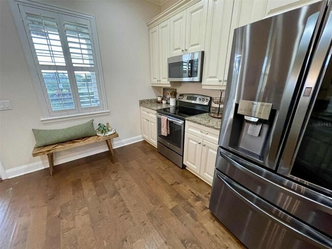 Building Photo - 2610 Grace Manor