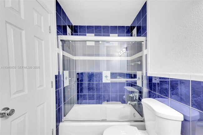 Building Photo - 4530 SW 54th St