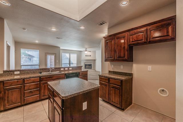 Building Photo - 10844 Irish Glen Trail