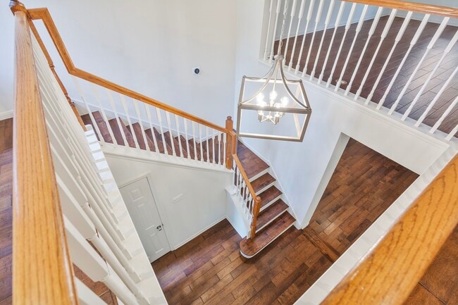 Building Photo - 76 S Piper Trace