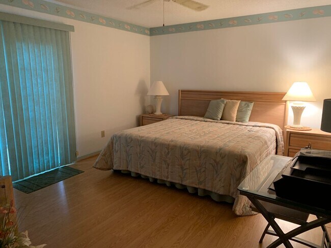 Building Photo - 3-Bedroom, 2-Bath Home in Palmwood Estates