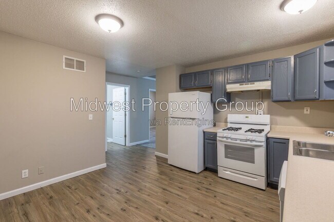 Building Photo - 2986 Kincaid Ave